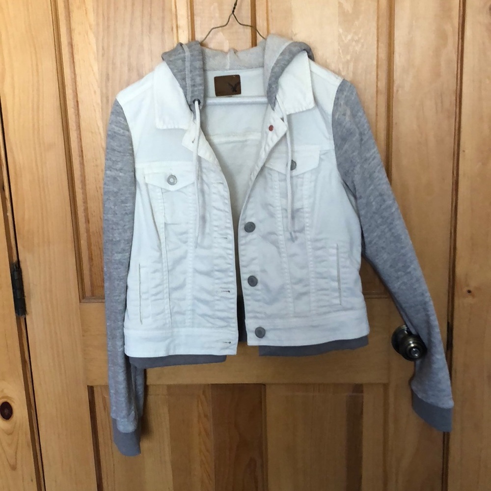 American eagle hooded jean jacket